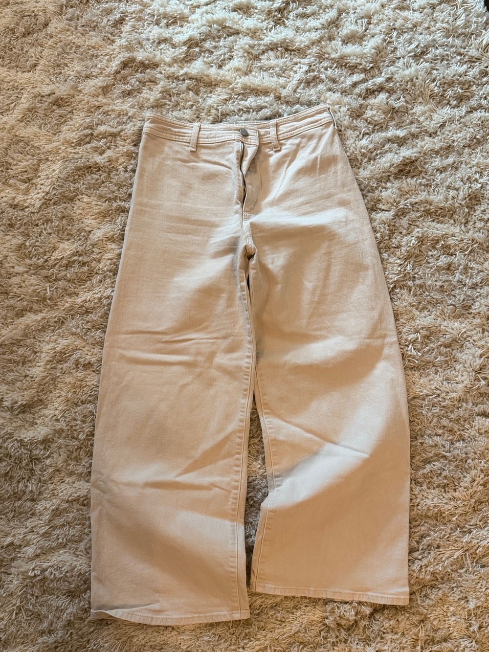 Universal Thread Wide-Leg Jeans in Light Beige